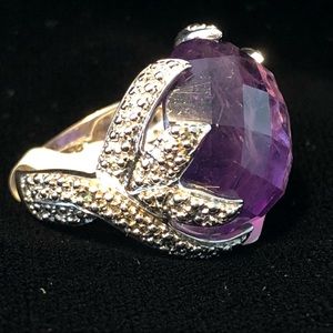 Large amethyst s/s ring sz 6